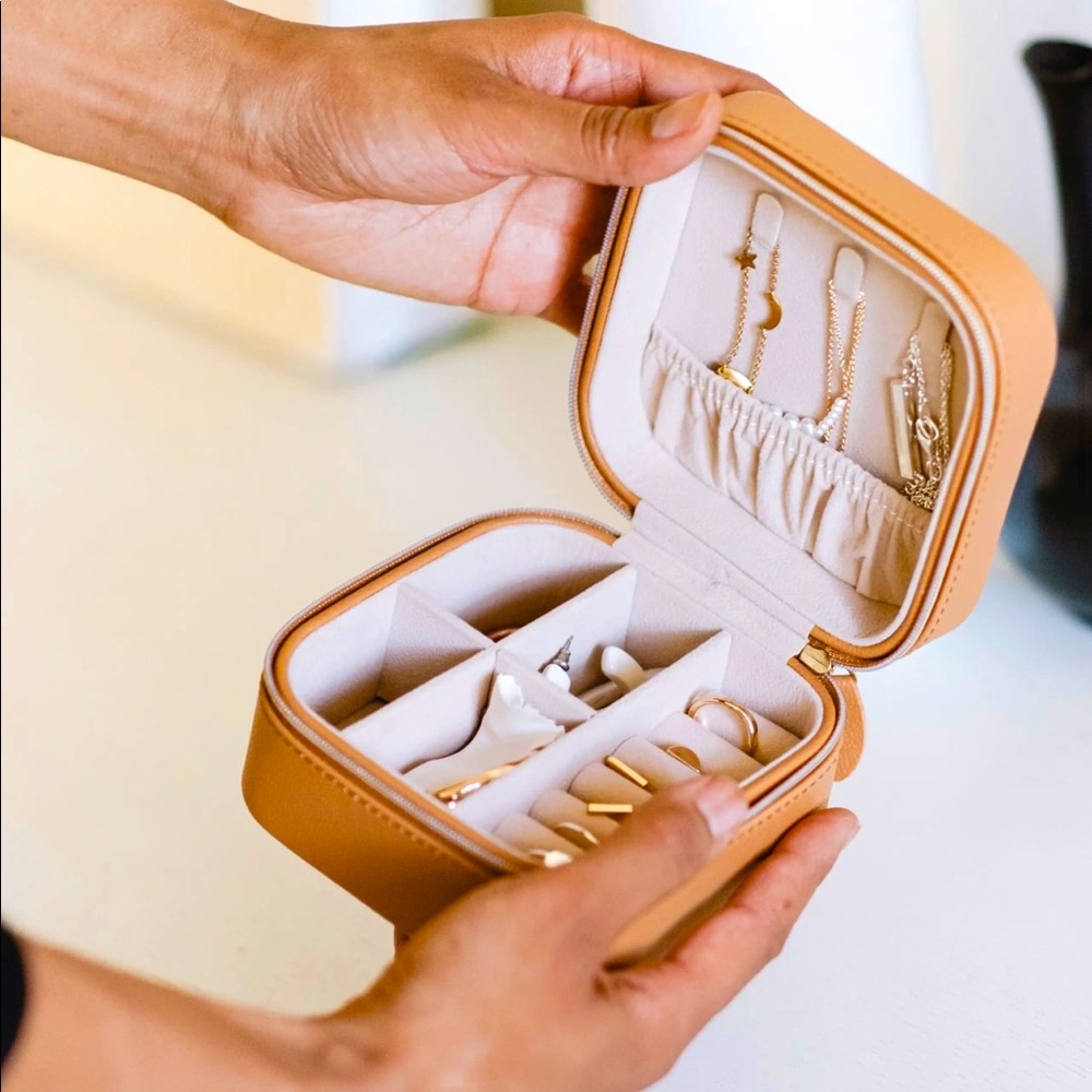 Samara Travel Jewelry Box